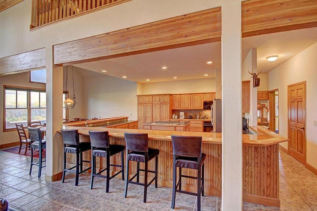 Ten Peaks Lodge view 3
