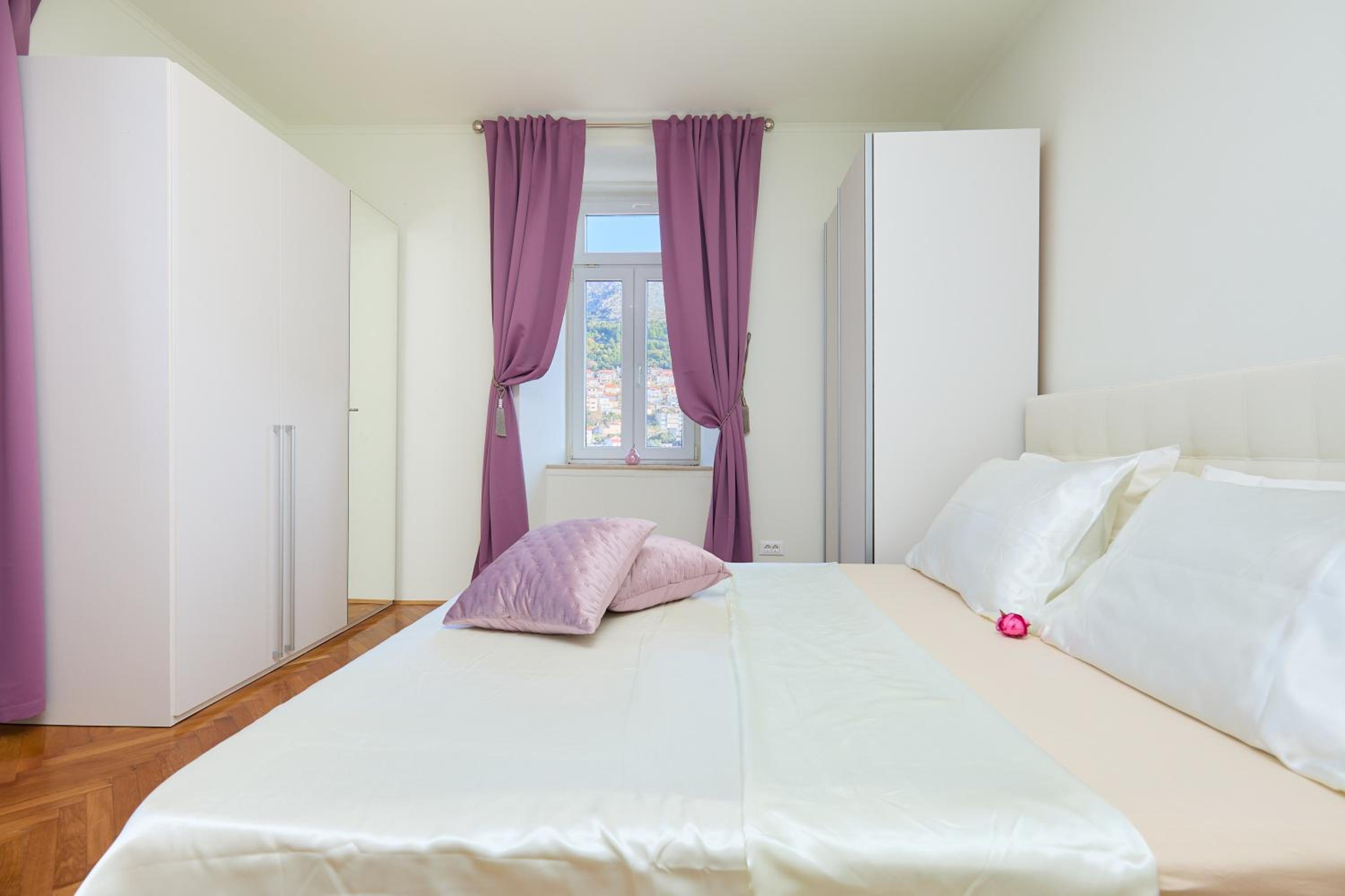 Spacious 4 Bedroom Dubrovnik Apartment