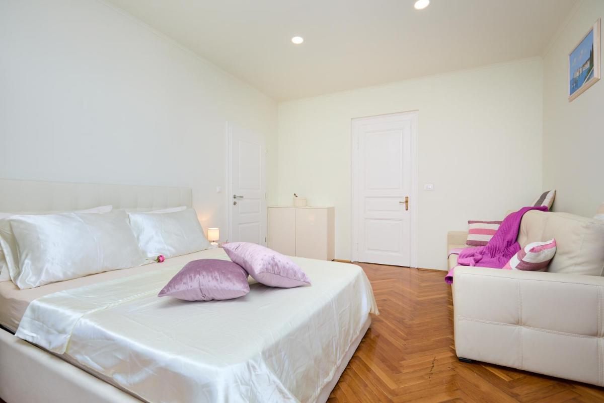 Spacious 4 Bedroom Dubrovnik Apartment