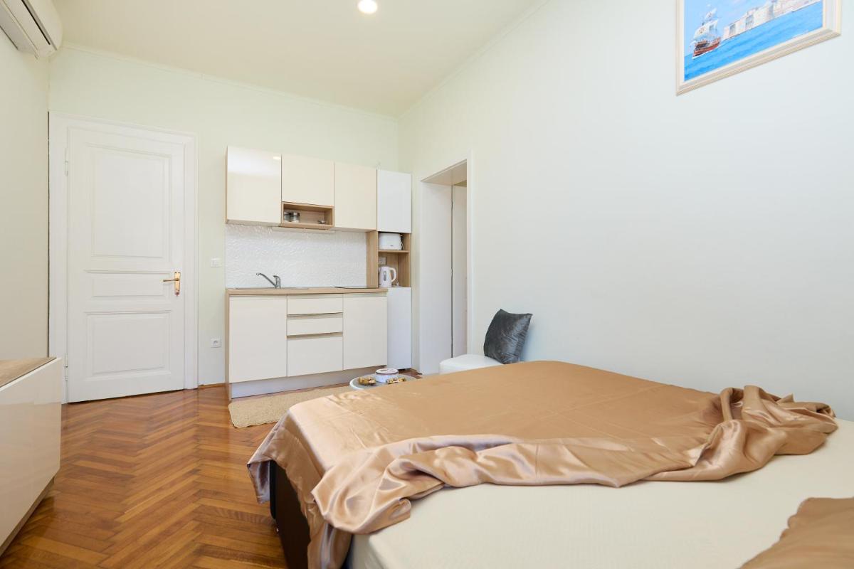 Spacious 4 Bedroom Dubrovnik Apartment