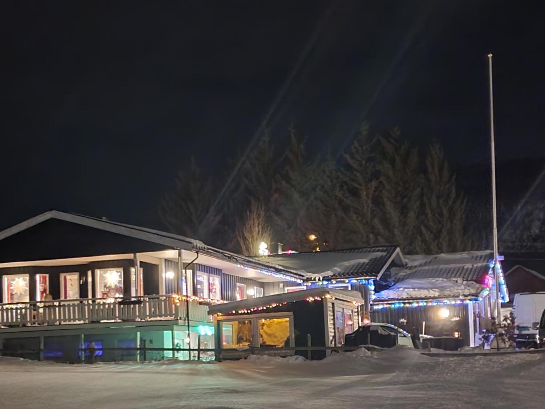 Nydelig utsikt, egen leilighet med to parkeringer view 2