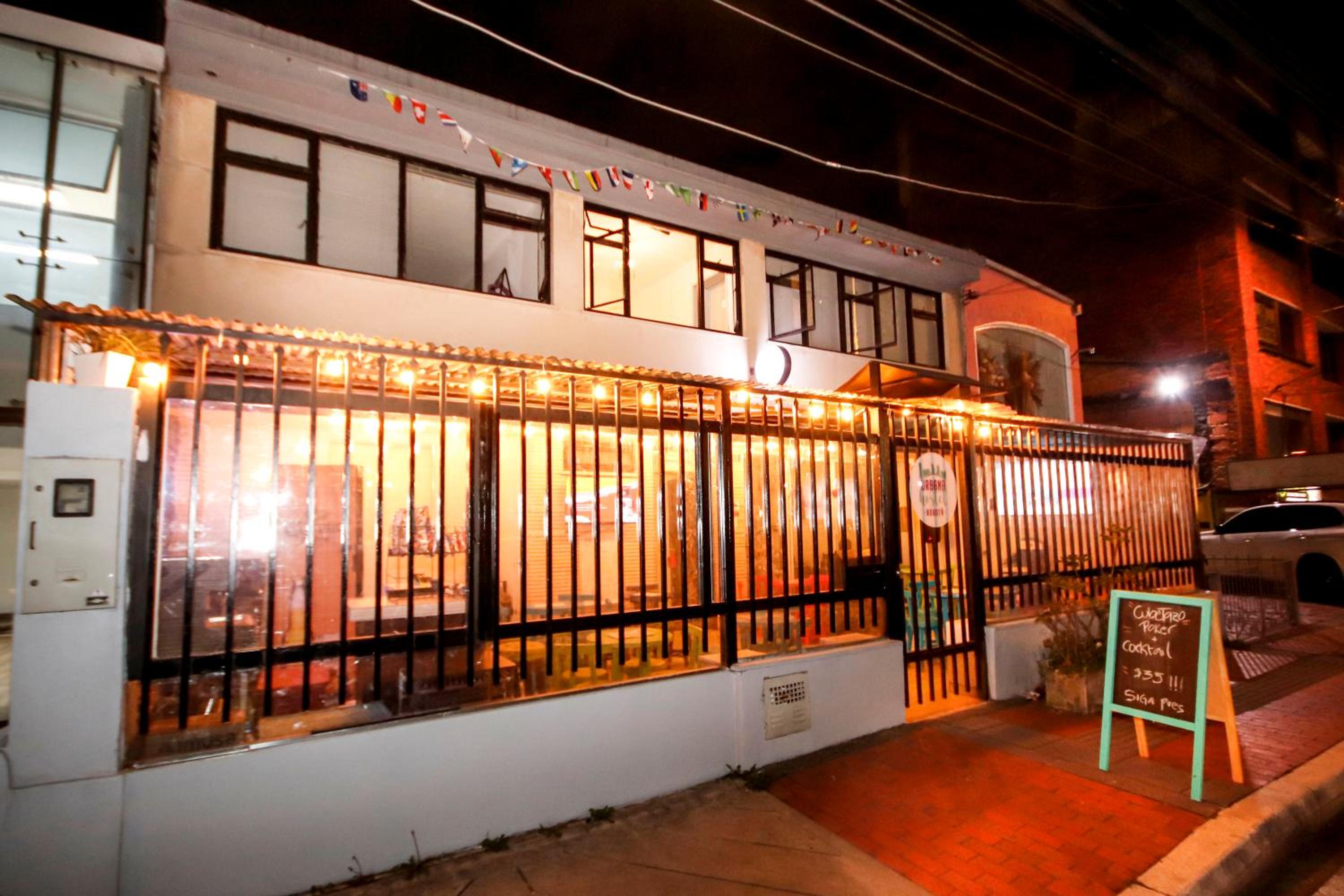 Urbana Hostel