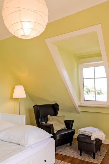 Charmante, großzügige Ferienwohnung Villa Fleurie
