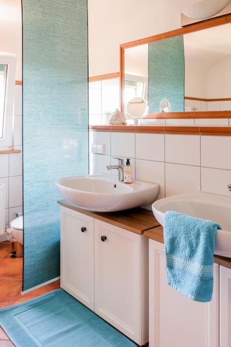 Charmante, großzügige Ferienwohnung Villa Fleurie