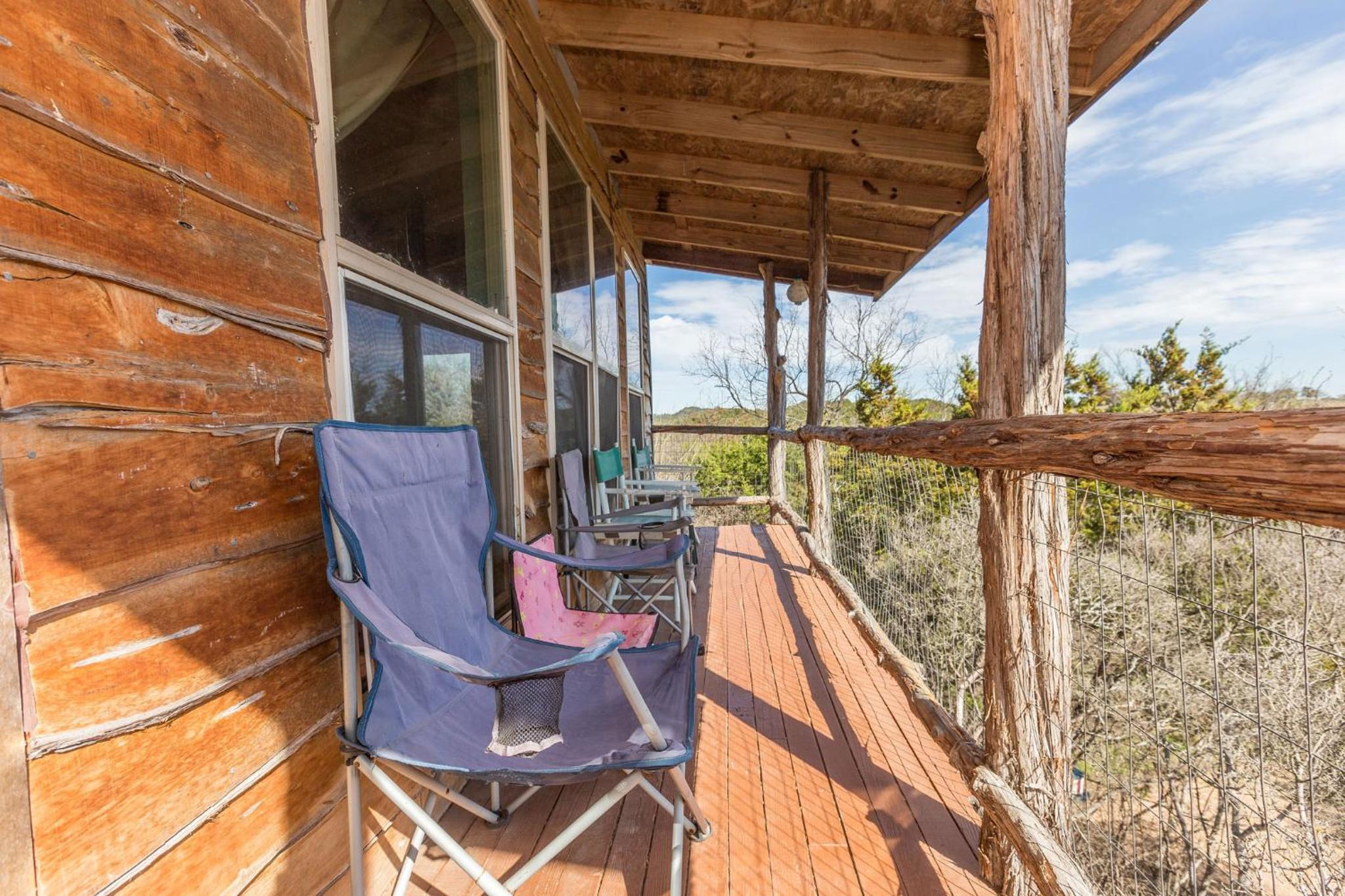 Marble Falls Vacations - The Cedar House at Creekside Camp Cabins - Property Image 12