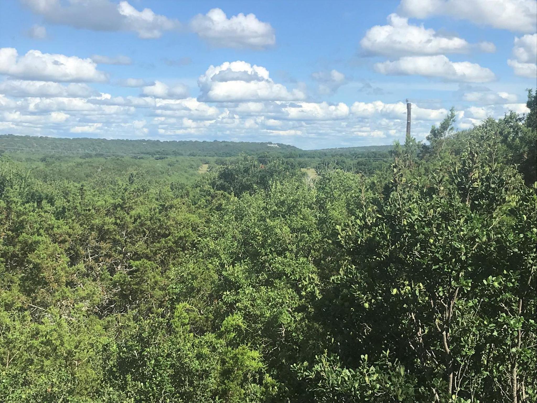Marble Falls Vacations - The Cedar House at Creekside Camp Cabins - Property Image 14
