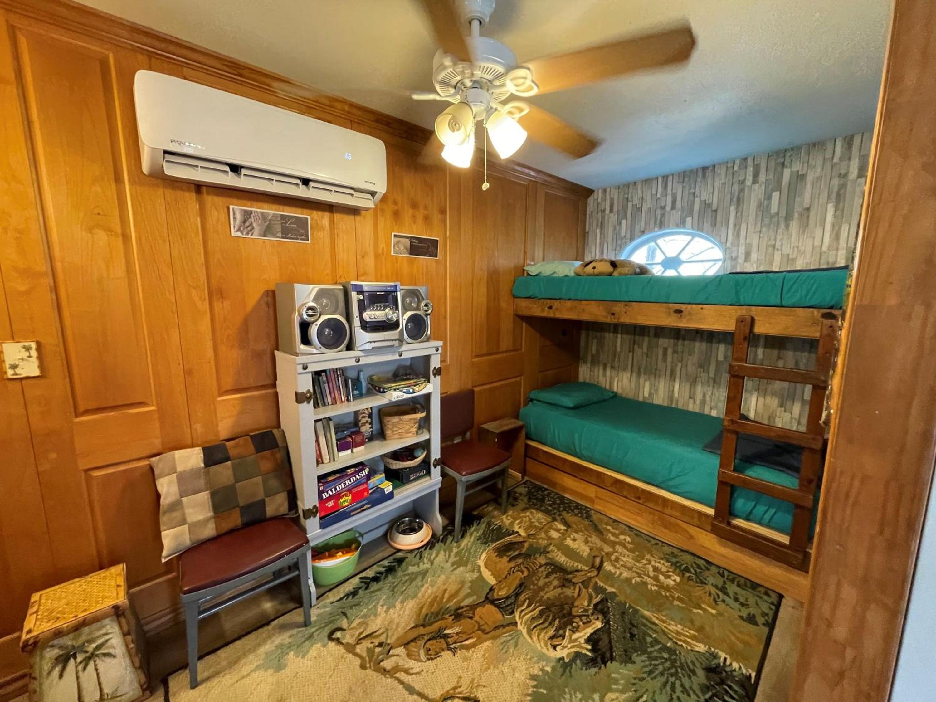 Marble Falls Vacations - The Cedar House at Creekside Camp Cabins - Property Image 32