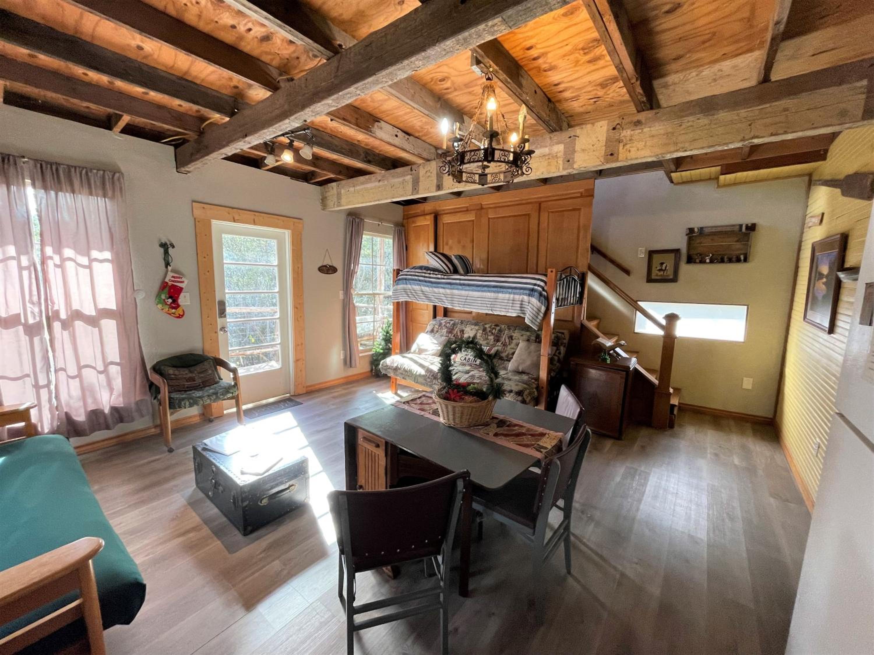 Marble Falls Vacations - The Cedar House at Creekside Camp Cabins - Property Image 20