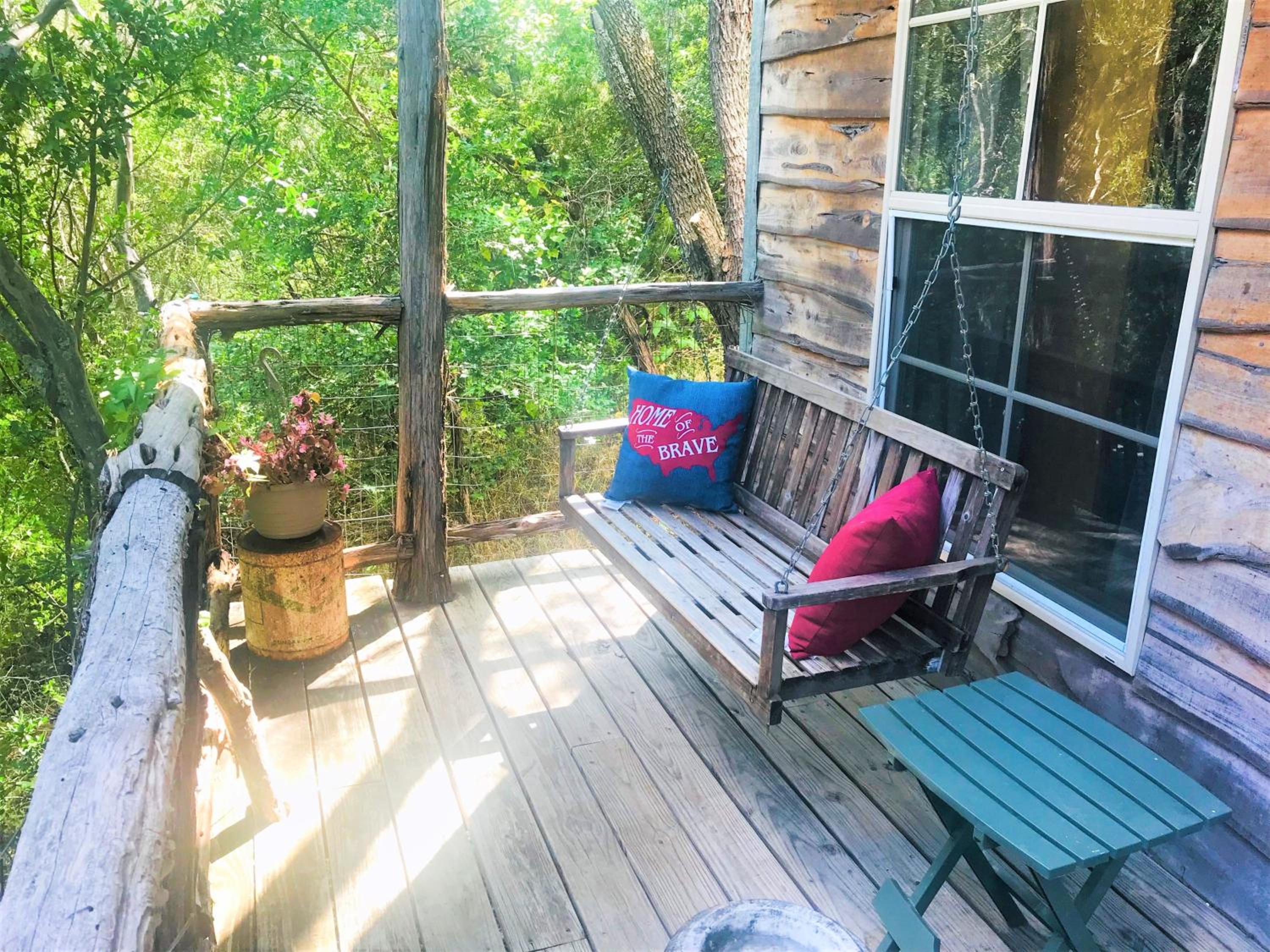 Marble Falls Vacations - The Cedar House at Creekside Camp Cabins - Property Image 22