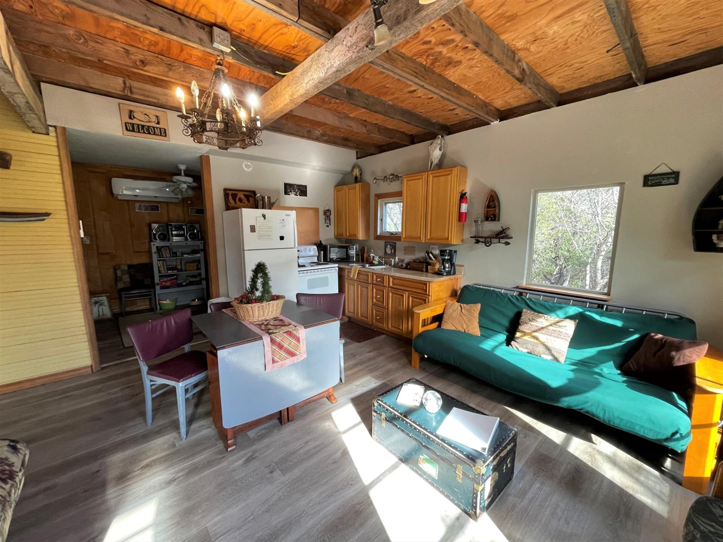Marble Falls Vacations - The Cedar House at Creekside Camp Cabins - Property Image 29