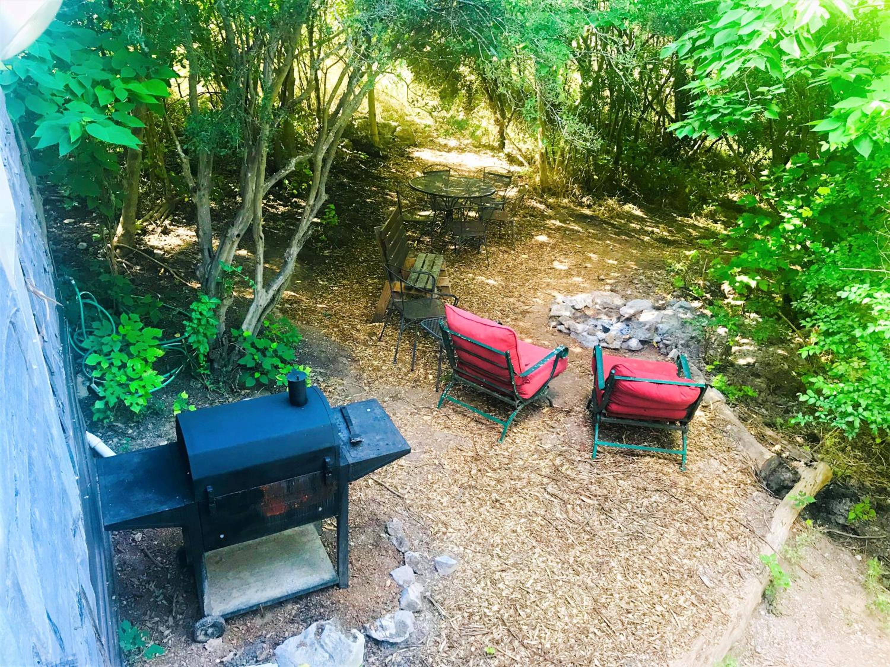Marble Falls Vacations - The Cedar House at Creekside Camp Cabins - Property Image 23
