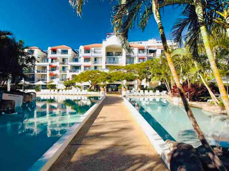 Gold Coast Calypso Resort, Coolangatta Beach