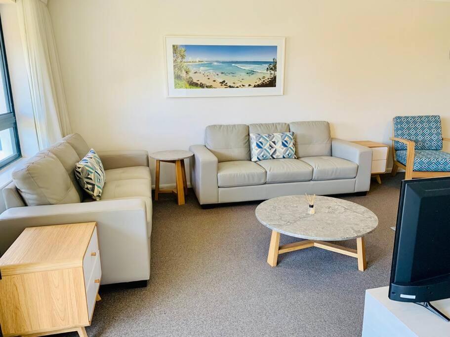 Gold Coast Calypso Resort, Coolangatta Beach