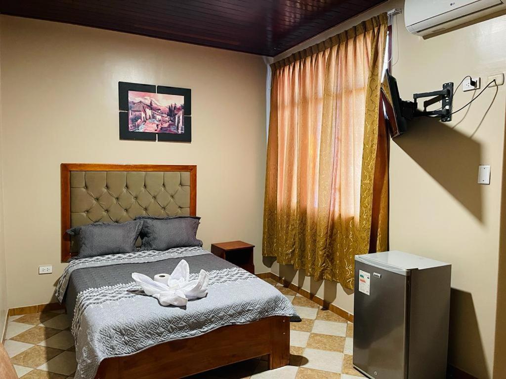 HOSTAL VS view 2