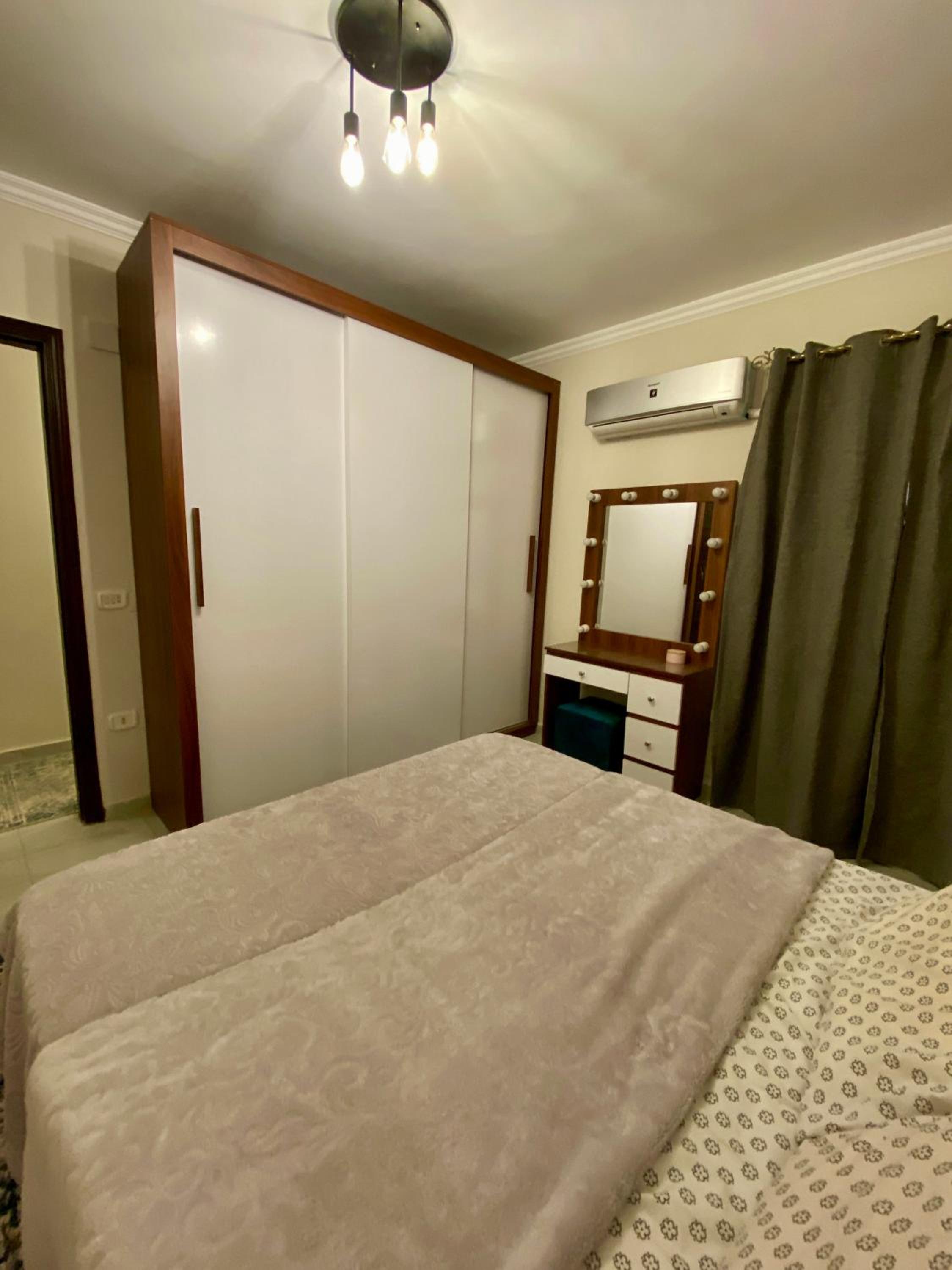 Cozy 2BR Apartment in Maadi
