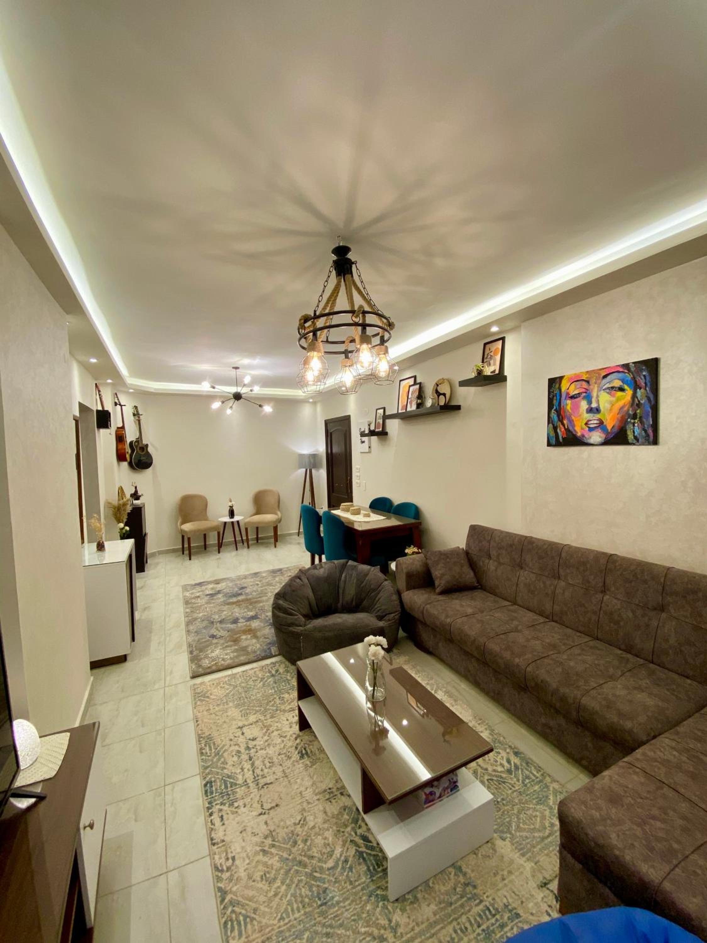 Cozy 2BR Apartment in Maadi