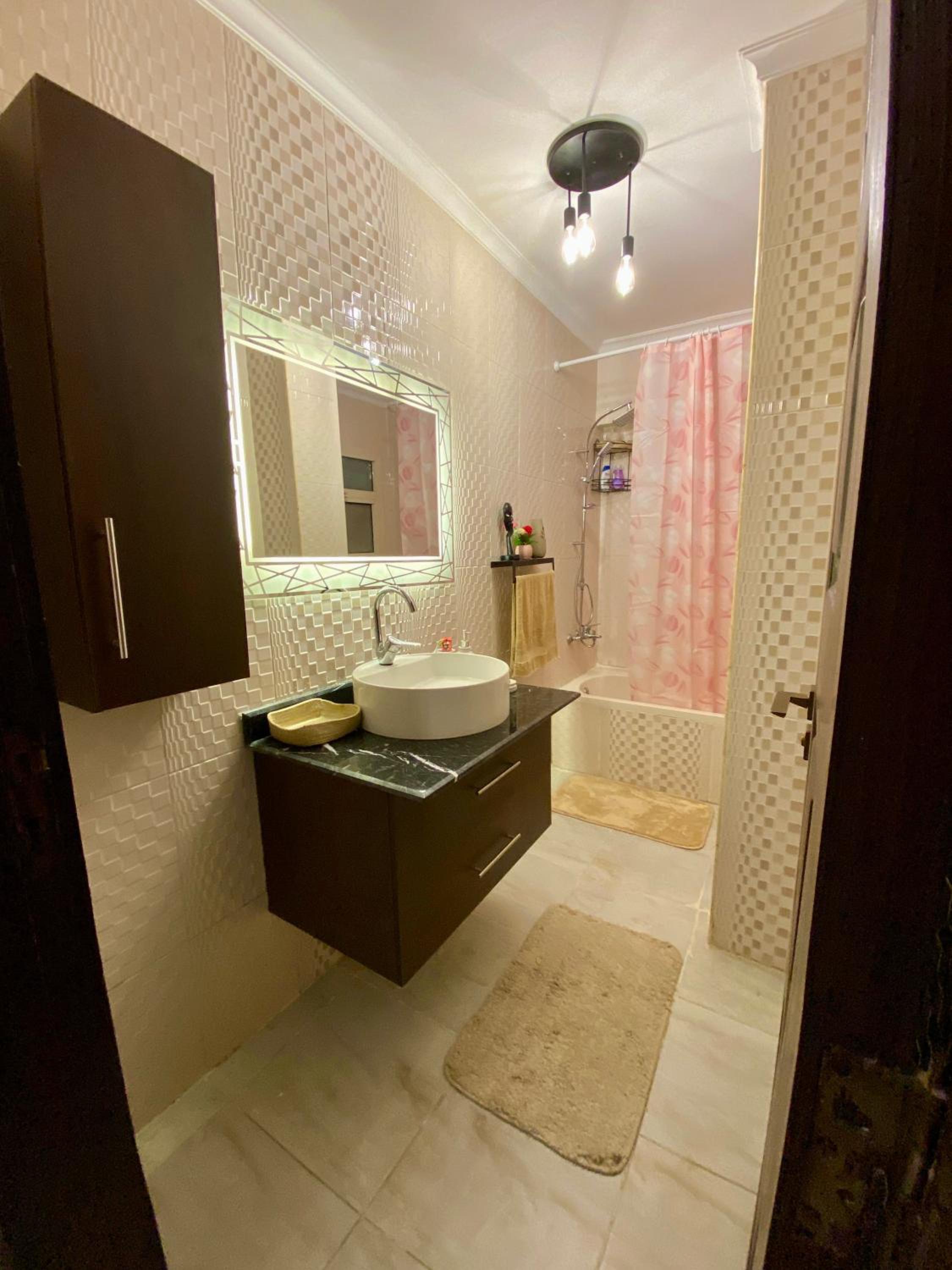 Cozy 2BR Apartment in Maadi