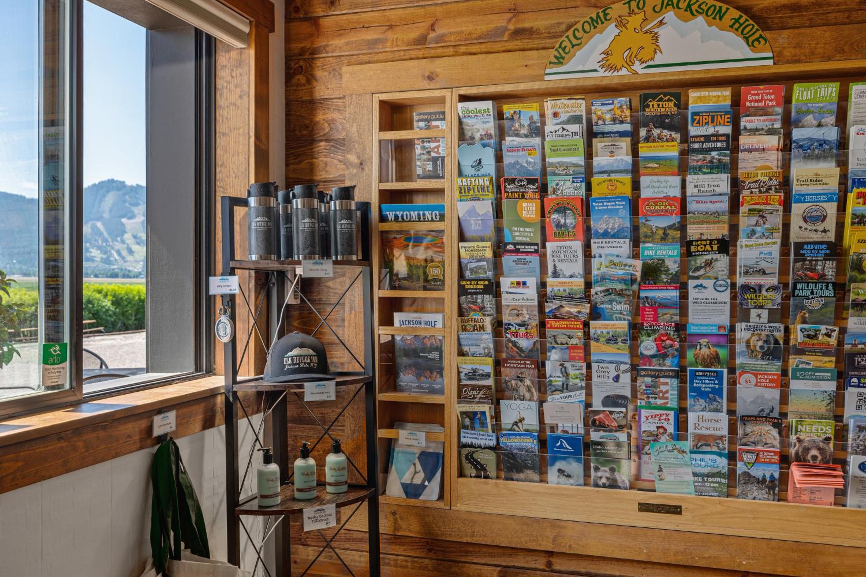 Elk Refuge Inn