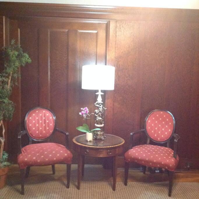 Parlor Suite in Heritage Manor, Fairfield, near DT
