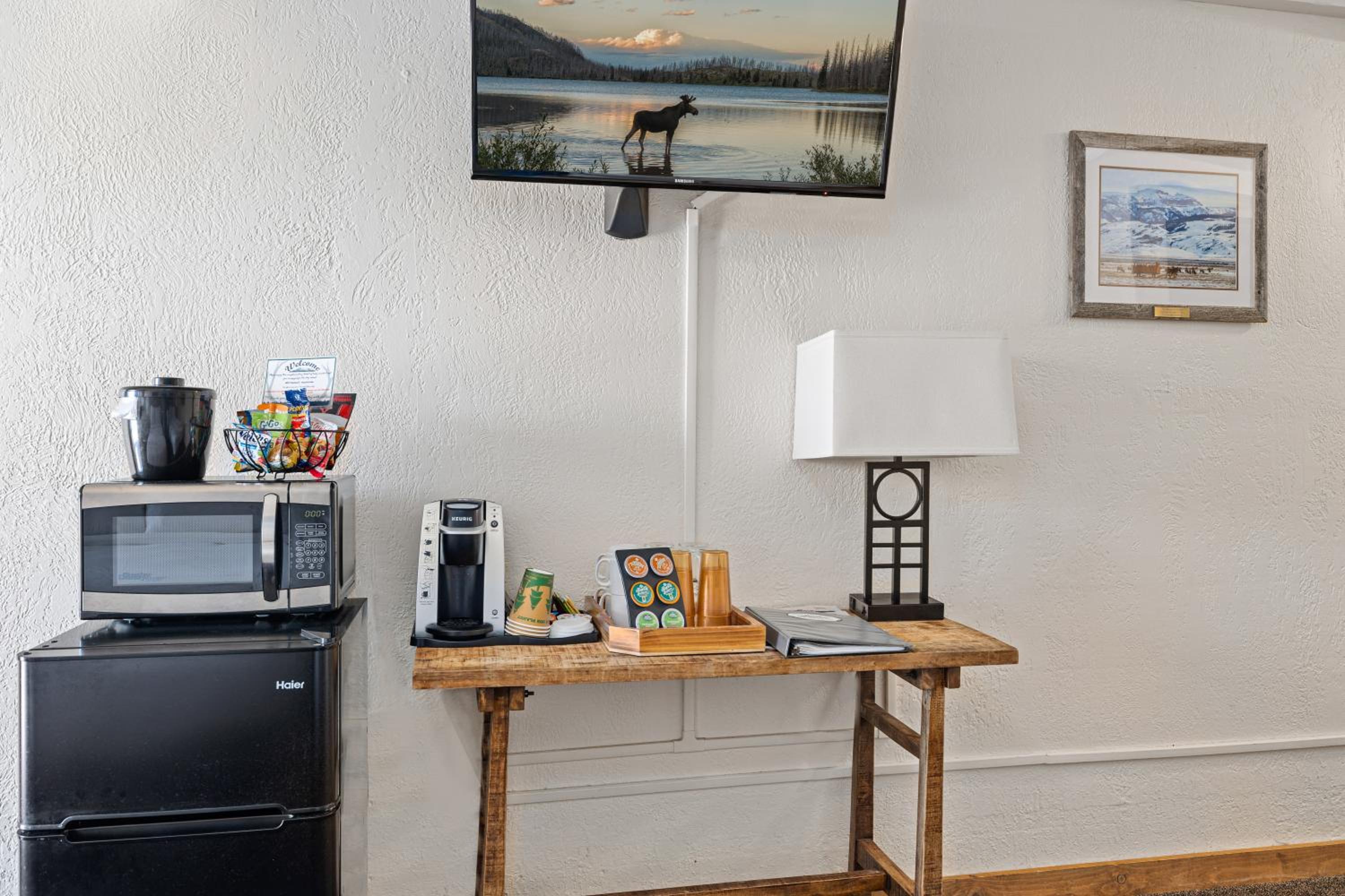 Elk Refuge Inn