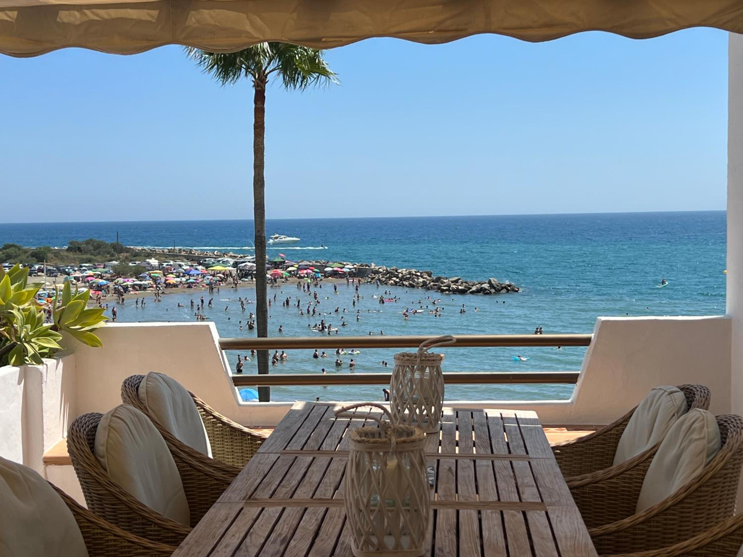 Playa Cristo Amazing Beach Terrace Appartment