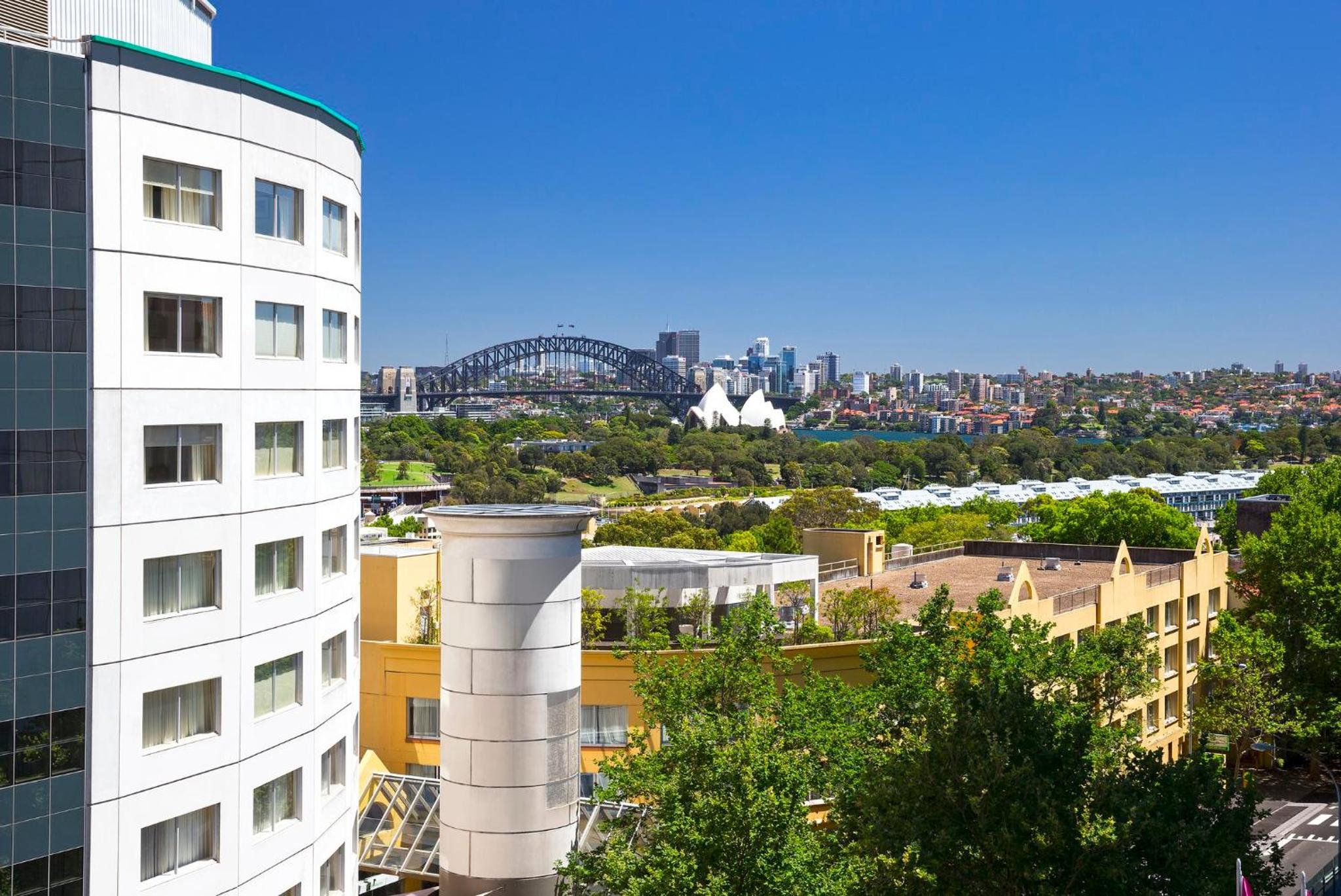 Hotel Holiday Inn Sydney Potts Point - Image 1
