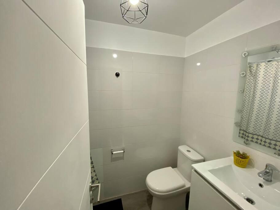 Hermosa Casa El Tabo nueva en condominio