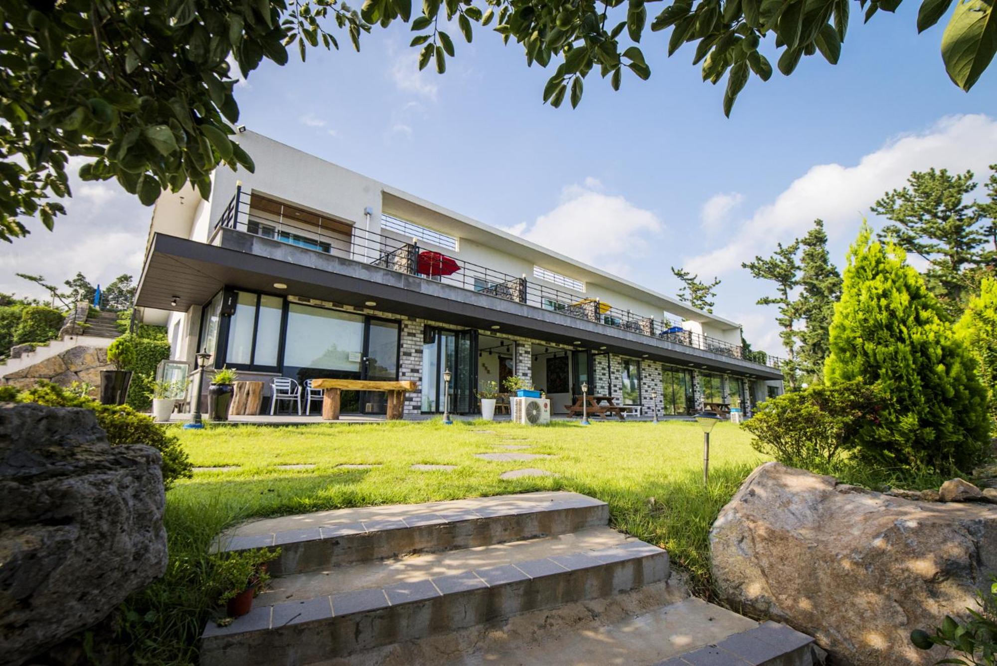 Haedenville Pension