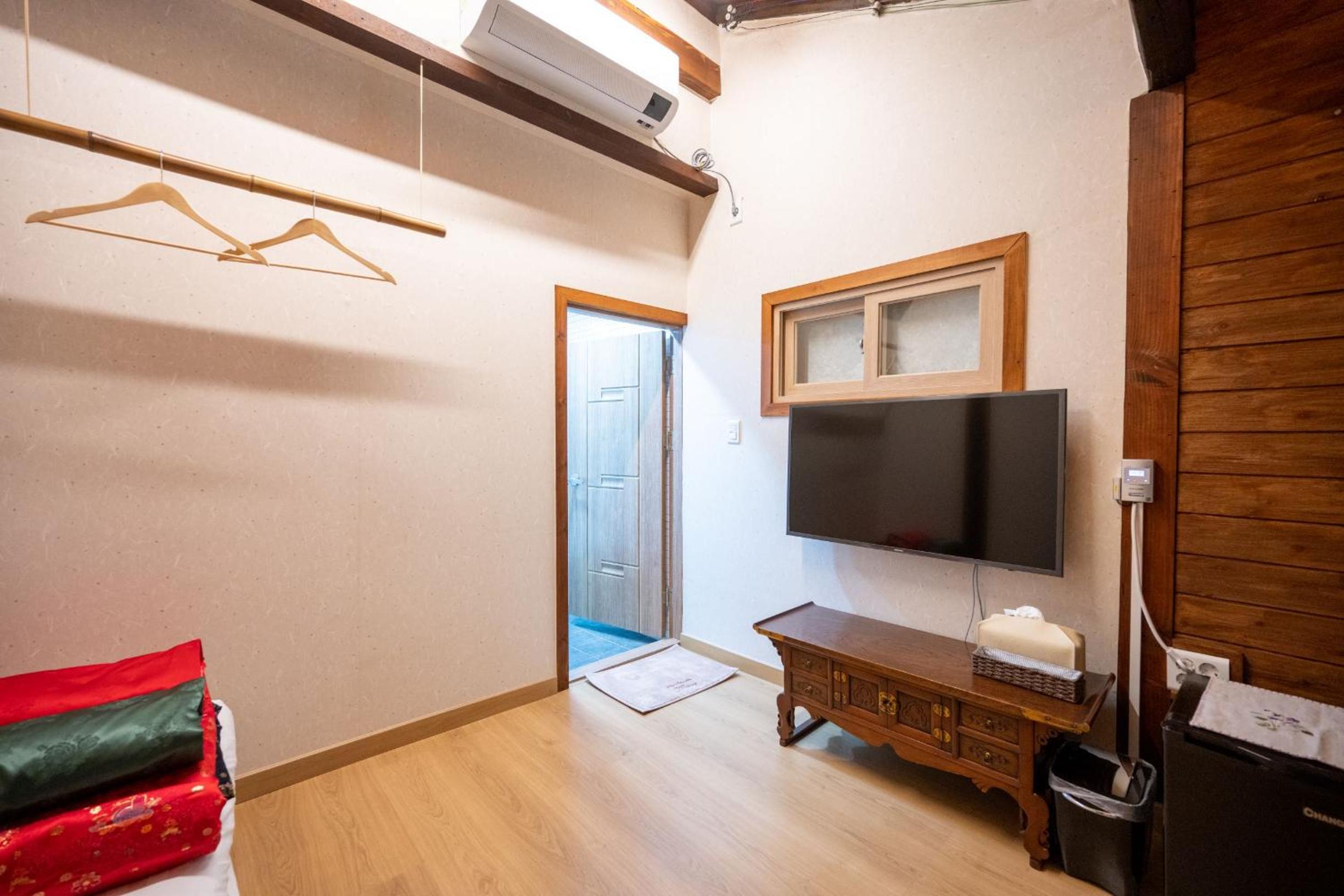 Hanok1942