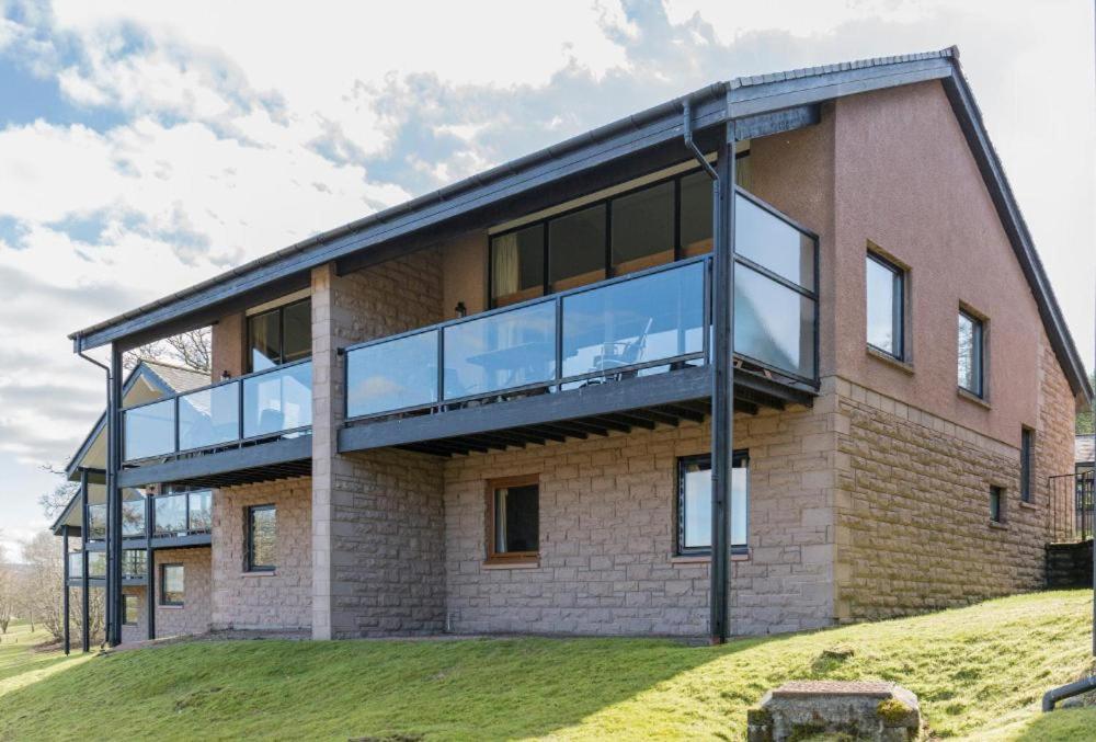 Fabulous Lodges at Cameron House, Loch Lomond