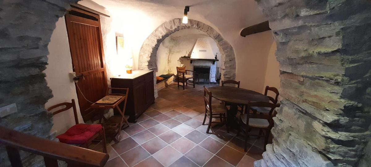 Characteristic house Aquasanta