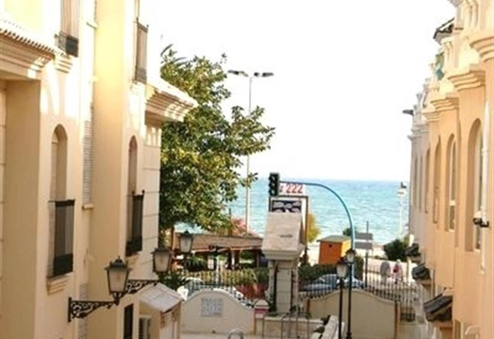 Duquesa Beach