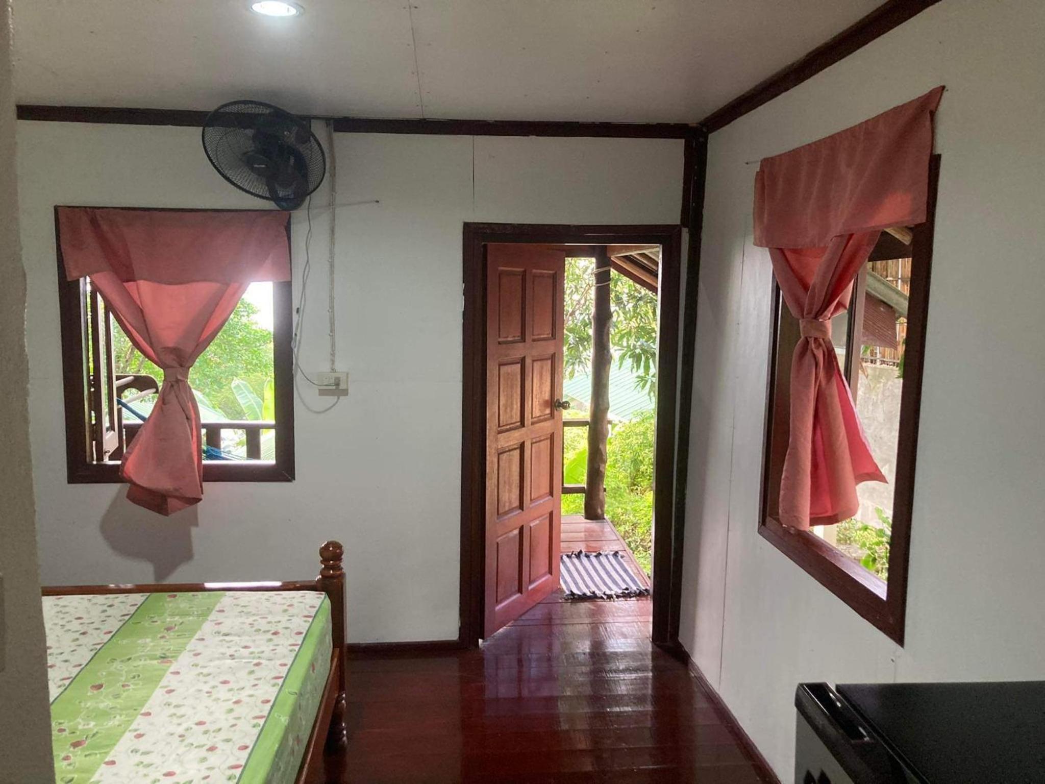 Easy Life Bungalows