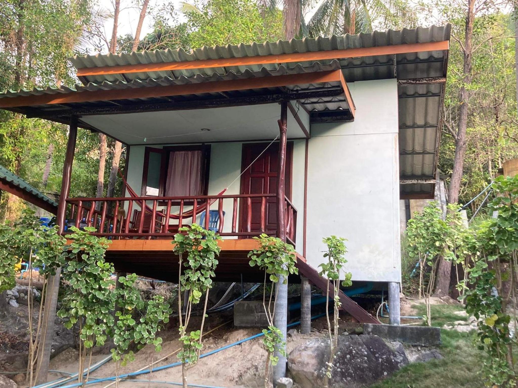 Easy Life Bungalows
