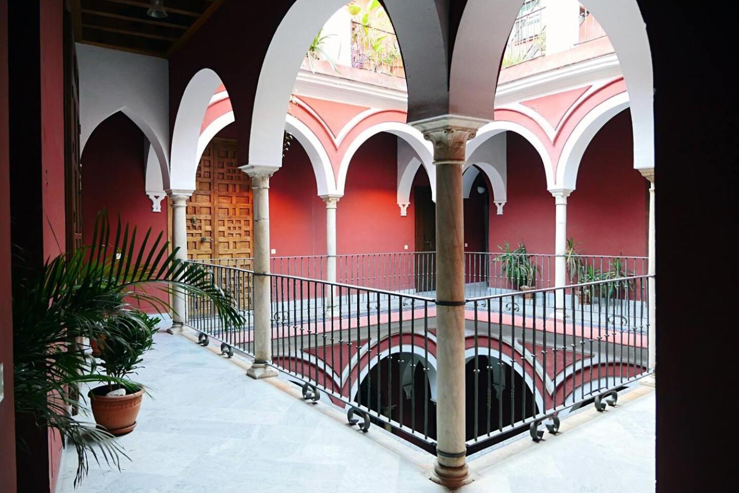 Casa Palacio Guiomar by SHS