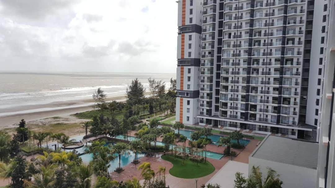 Timurbay Treasures Studio Apartment Side Seaview with Wifi Neflix photo 3