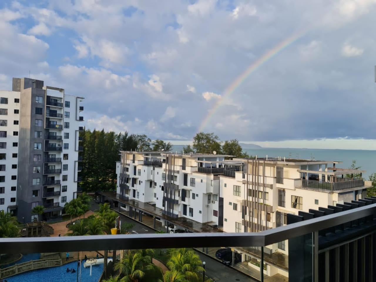 Timurbay Treasures Studio Apartment Side Seaview with Wifi Neflix photo 1