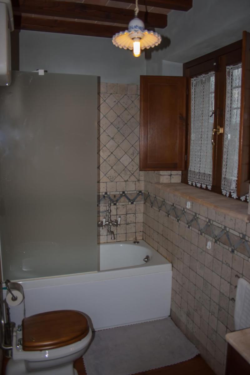 Photo 34