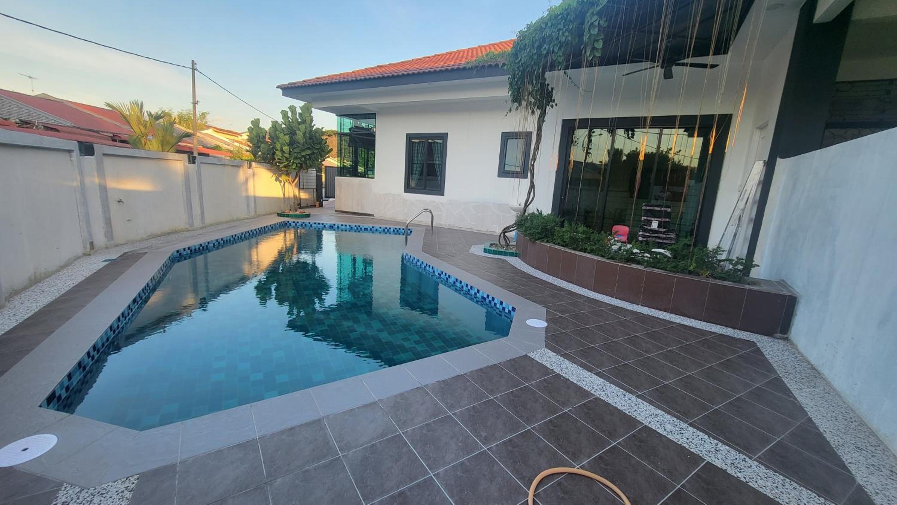 Fairy Retreat Private Pool Cottage IPOH, BBQ, KTV, 10-12 pax photo 6