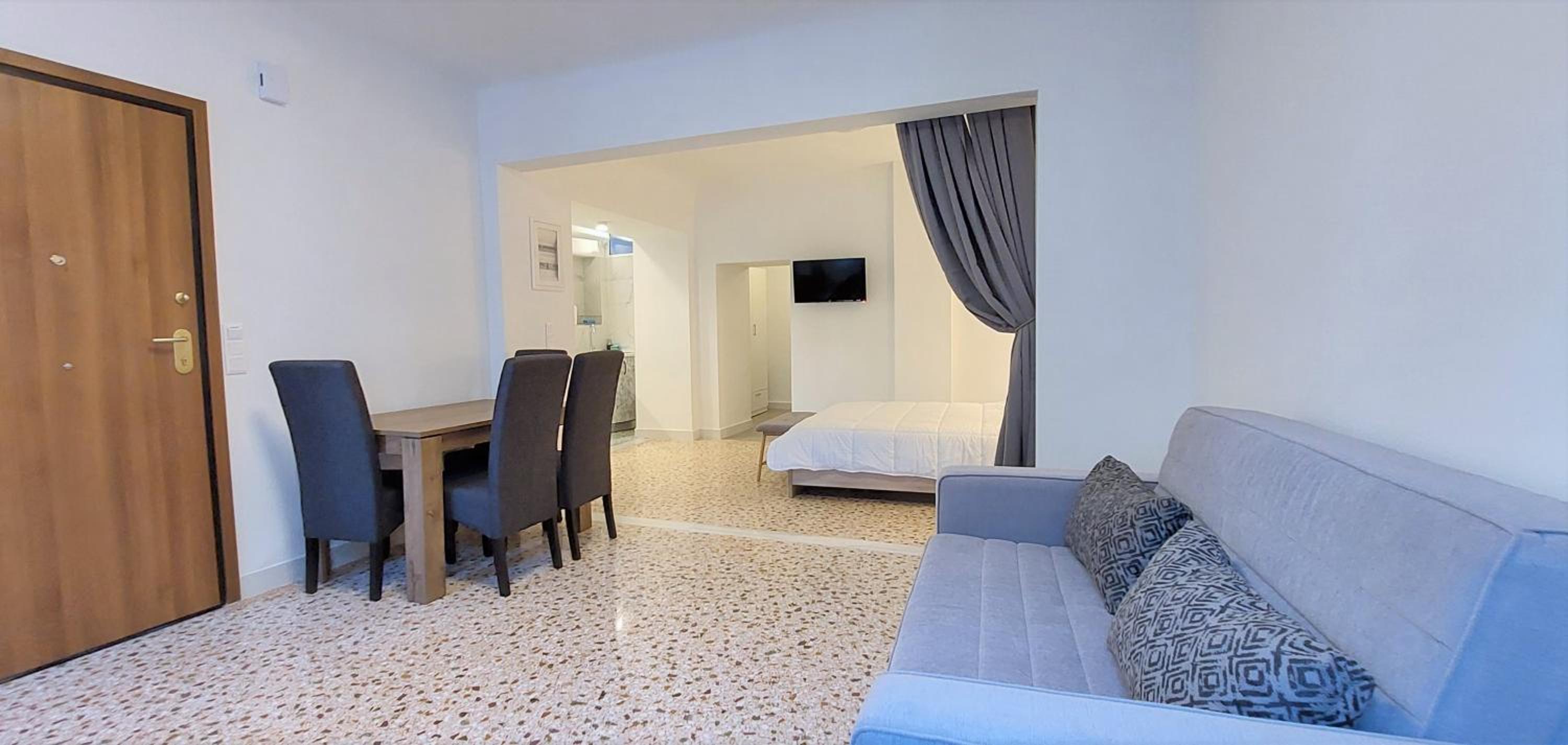 Athens Plaka Family Suites