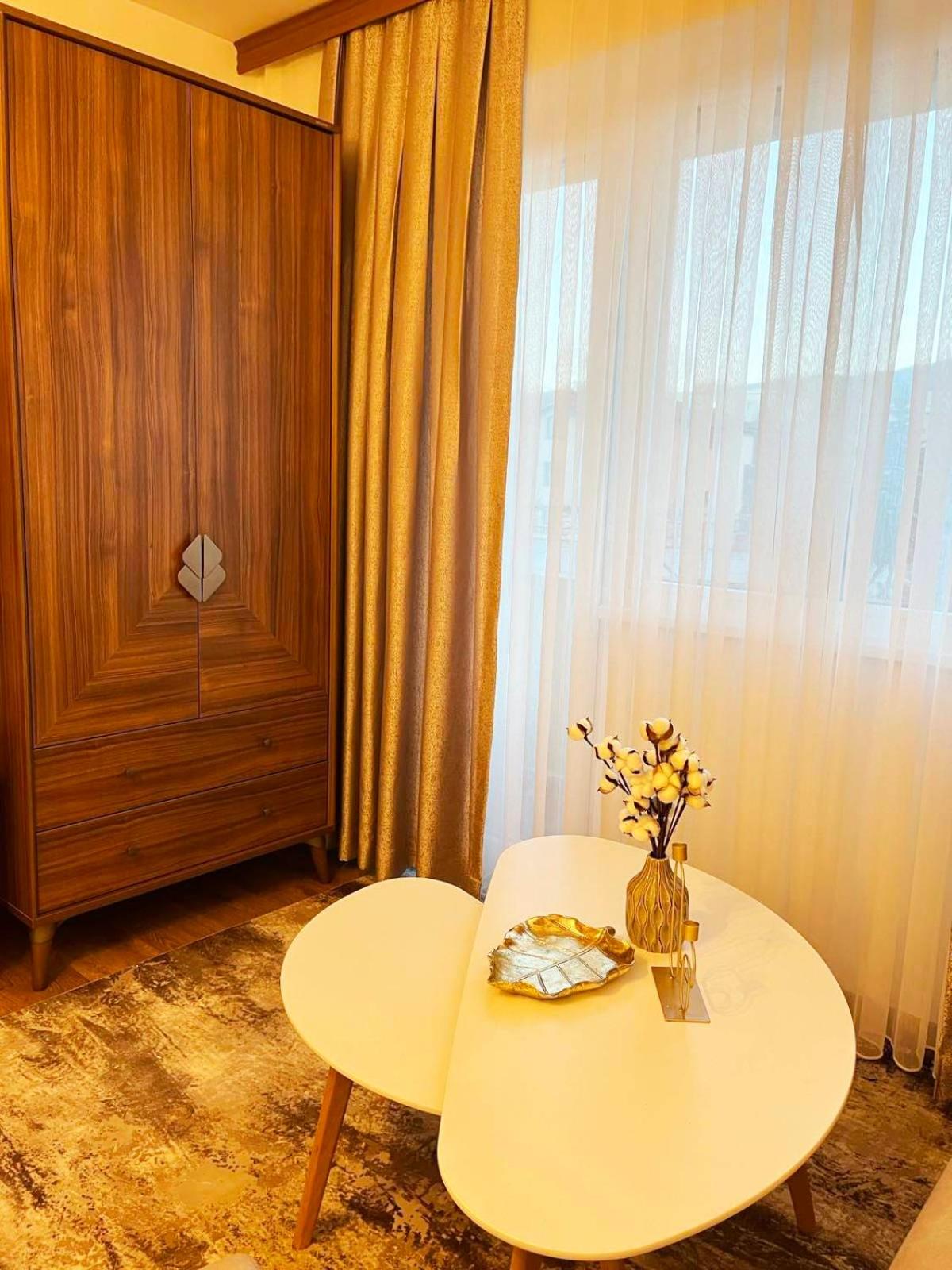 Central Apartment near the Park