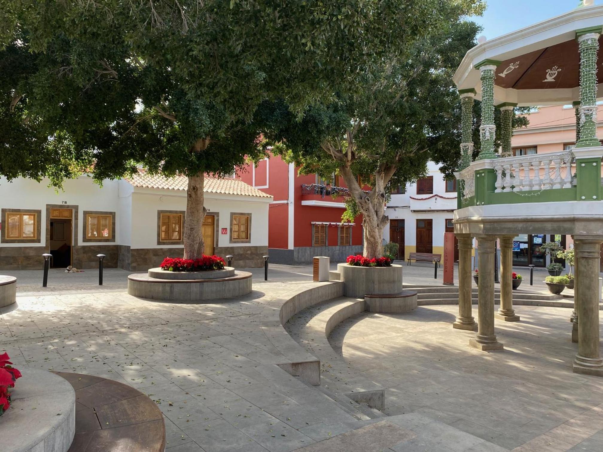 Casas La Aldea Suites Plaza