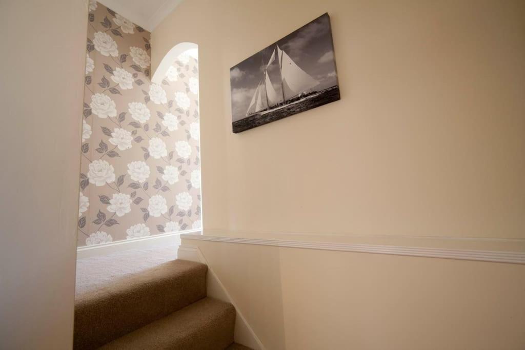 Newclose Farm Cottages view 2