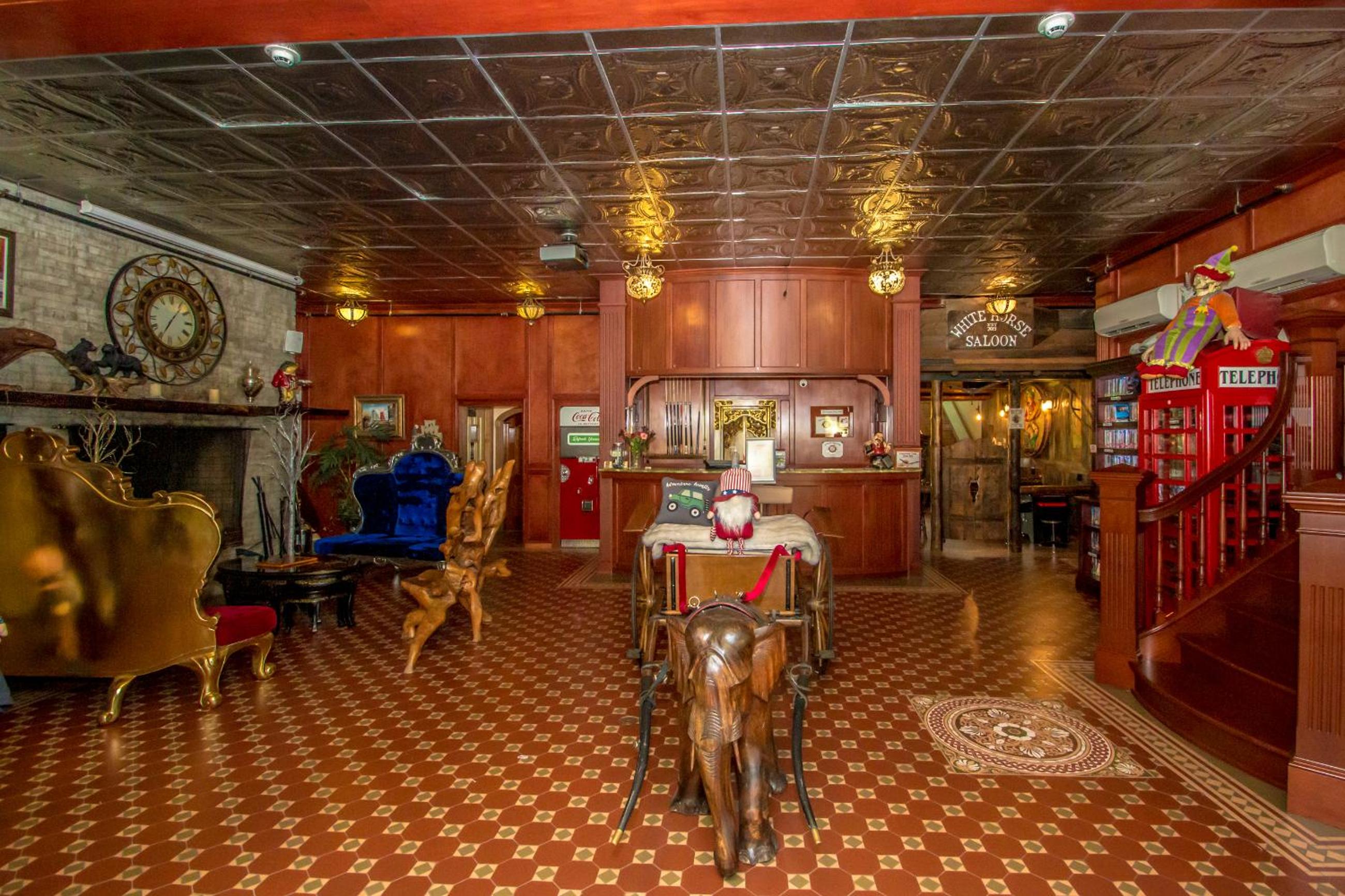 Adventure Suites view 3