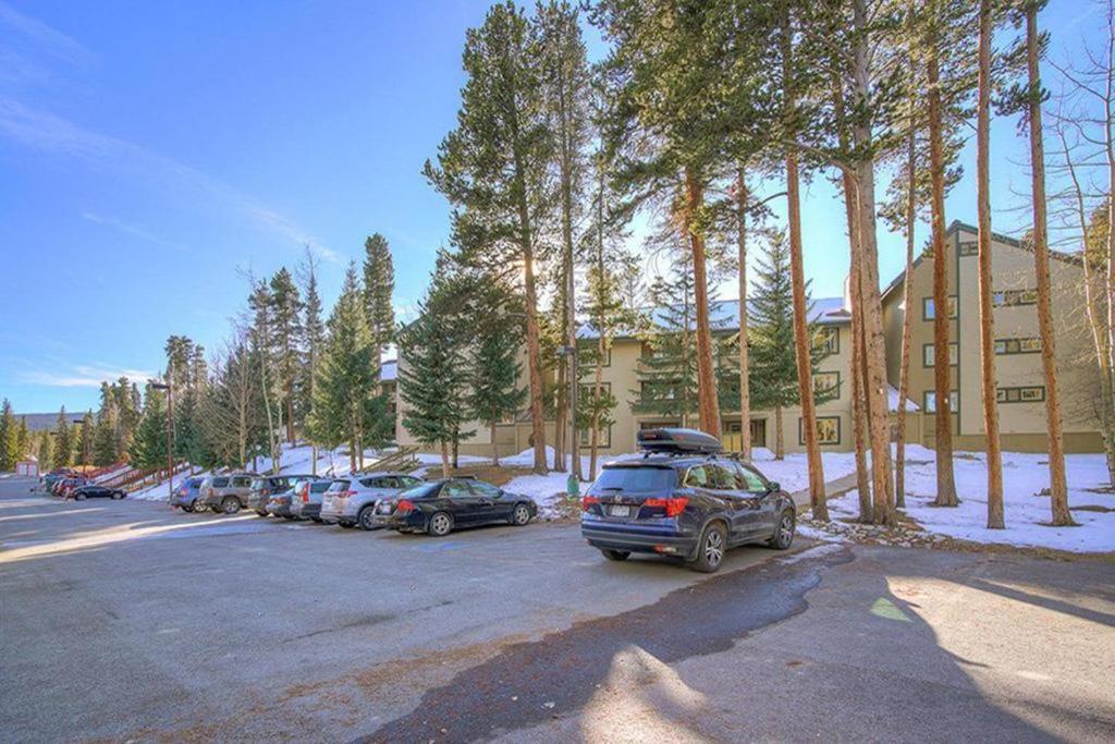 Grandview Condo's C8 view 3