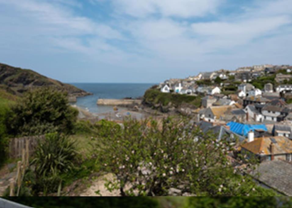 Kicker Cottage, Port Isaac Bay Holidays