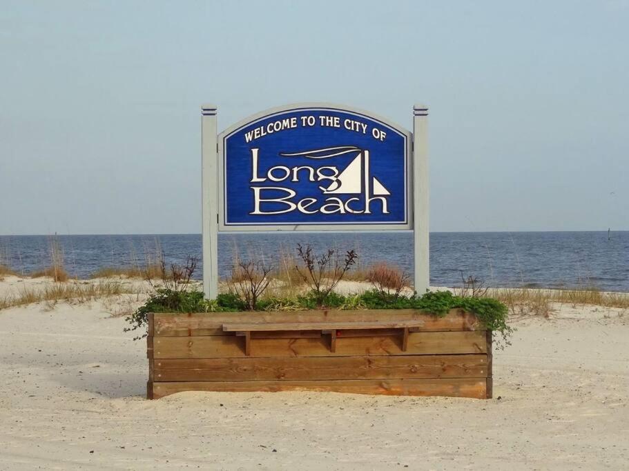 4 BR Single Story w/Studio Unit_Grill_Near beach view 4