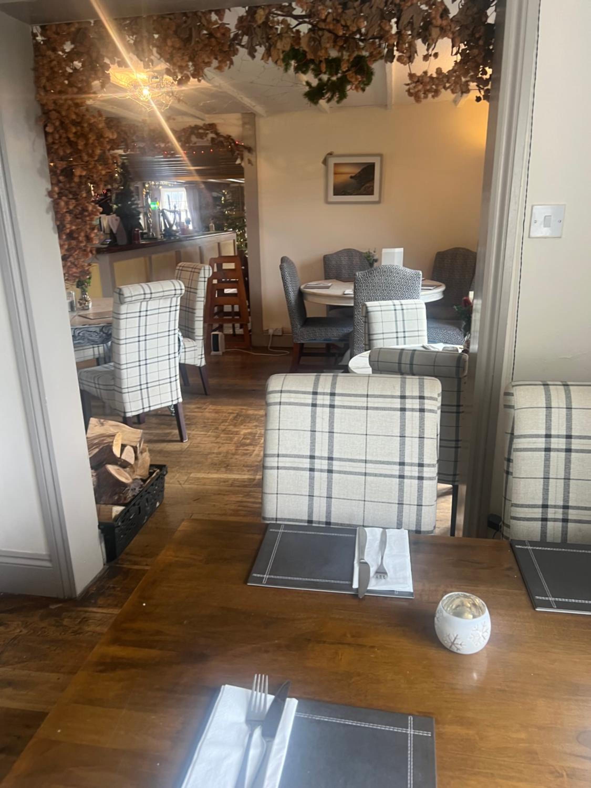 Coach and Horses INN