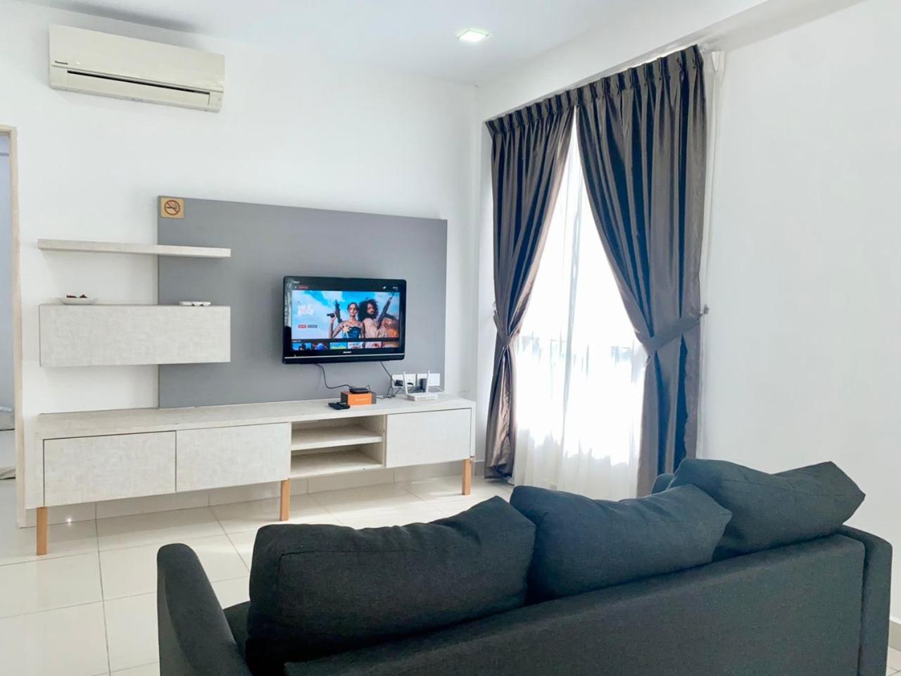 Apartment@Mansion One Georgetown view 2