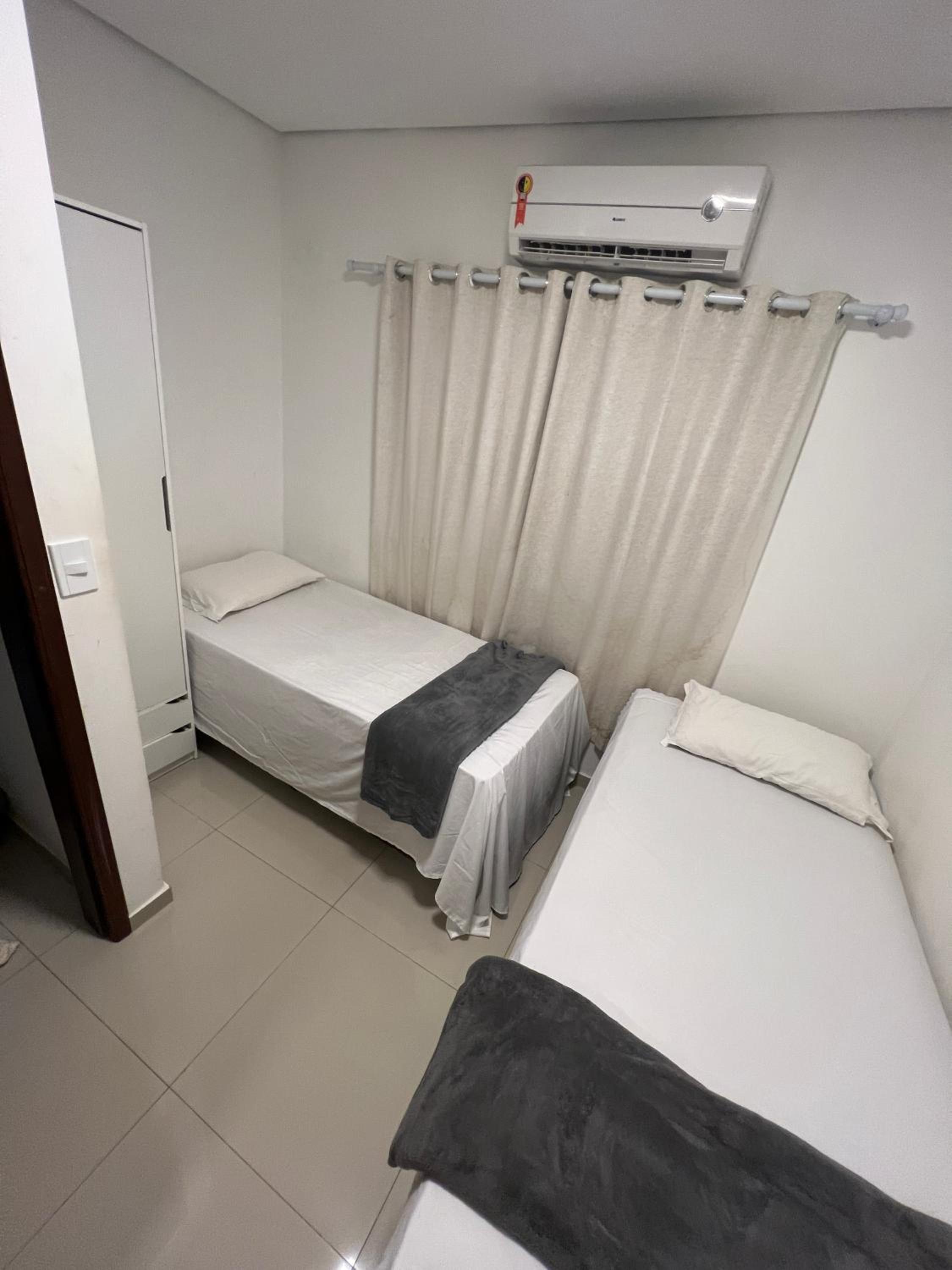 Casa em Condomínio agradável com fundo pro rio